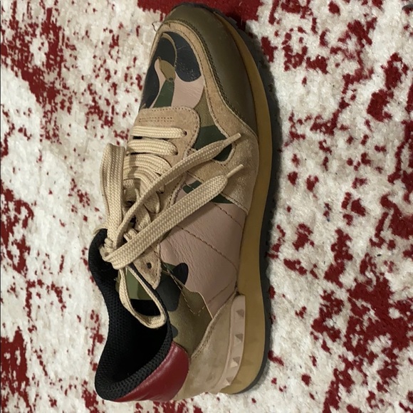 VALENTINO Sneakers 80%new good quality! - Picture 4 of 5